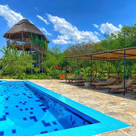 Murchison Falls Bamboo Village Paraa Exterior photo